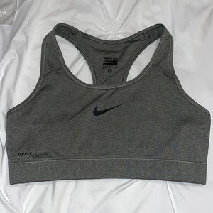 NIke Pro Sports Bra - M
